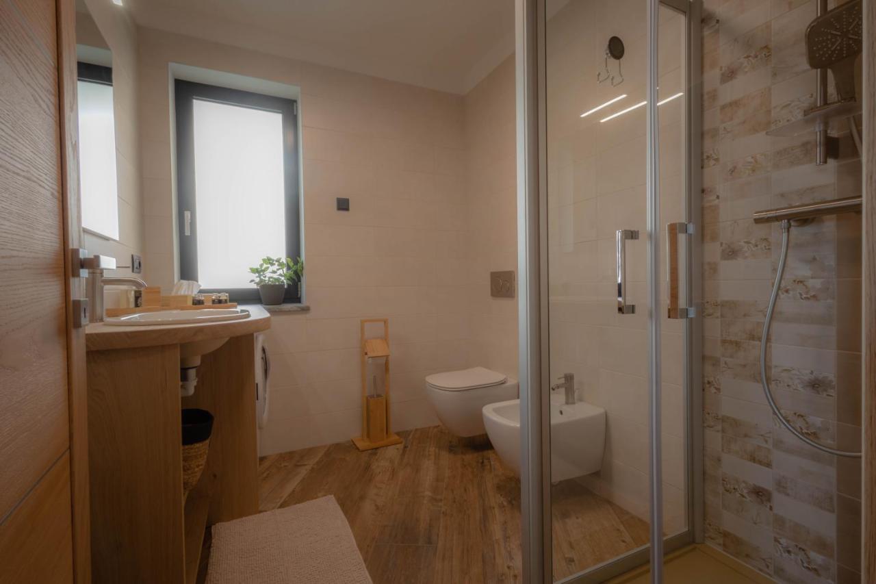 San Martin Holidays Home - Stay, Work & Fun Pont-Saint-Martin Eksteriør bilde